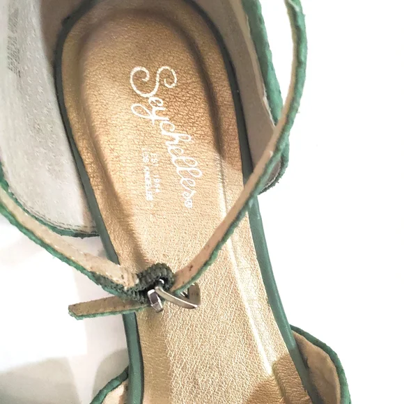 Seychelles Light Green Flat Shoes - Picture 2 of 7